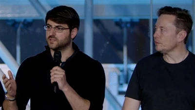 Dimiteix el director financer de Tesla