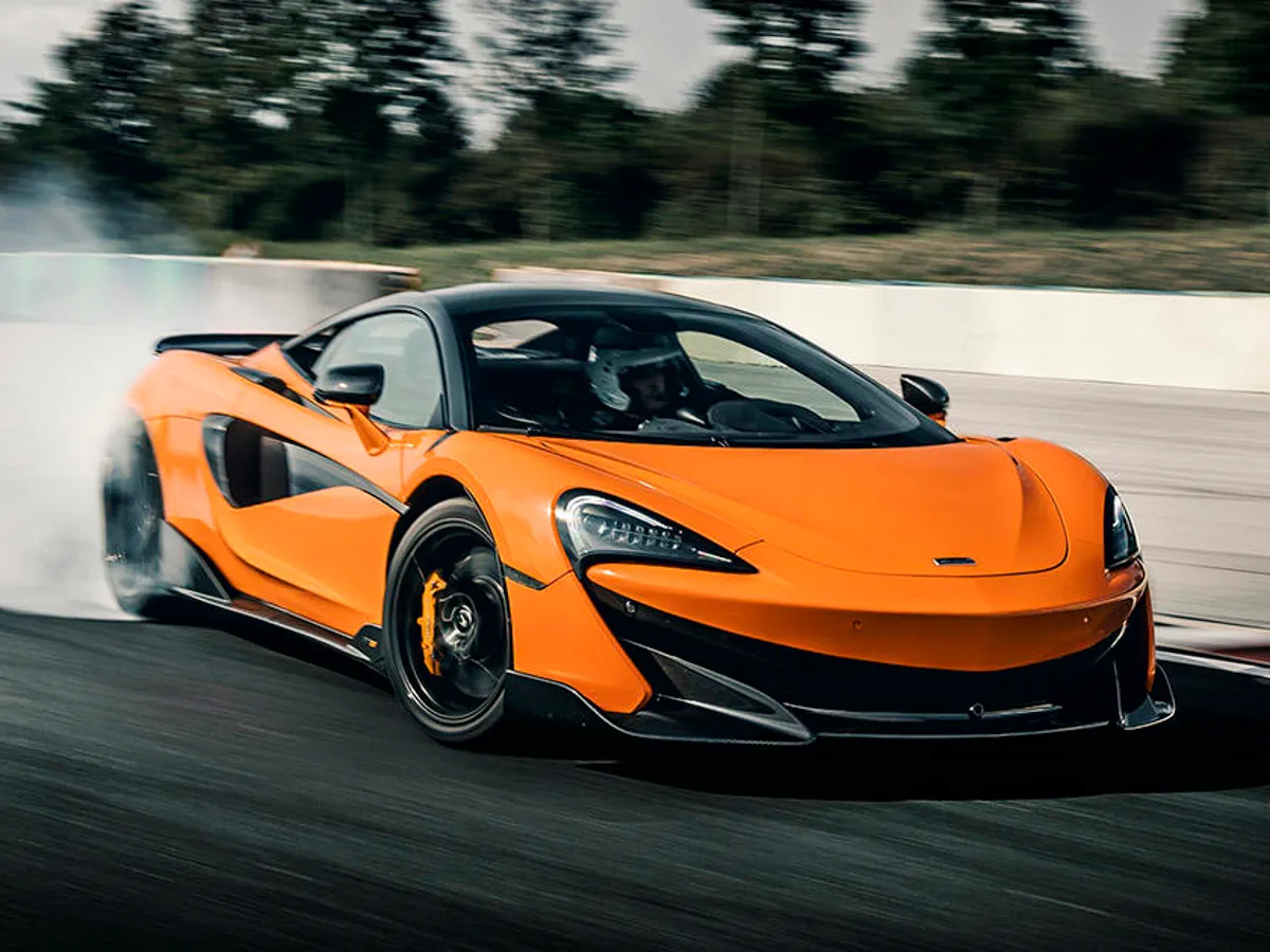 Risc de combustió del vehicle: es retira el McLaren 600LT