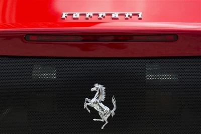 Ferrari augmenta les perspectives de rendiment del 2023