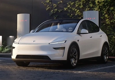 La versió actualitzada de Tesla Model Y es va llançar amb un preu inicial de ...